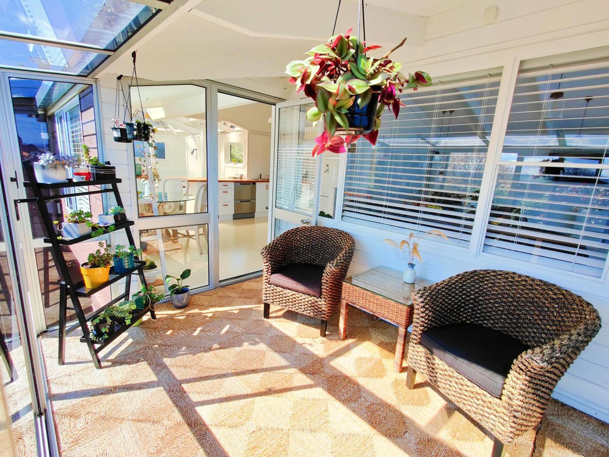 Delight In Birch-Lake View Holiday Home Taupo Exterior foto